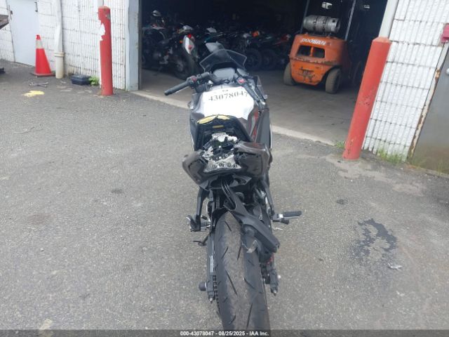 2021 KAWASAKI EX650 ML5EXEM13MDA46418 Photo 5