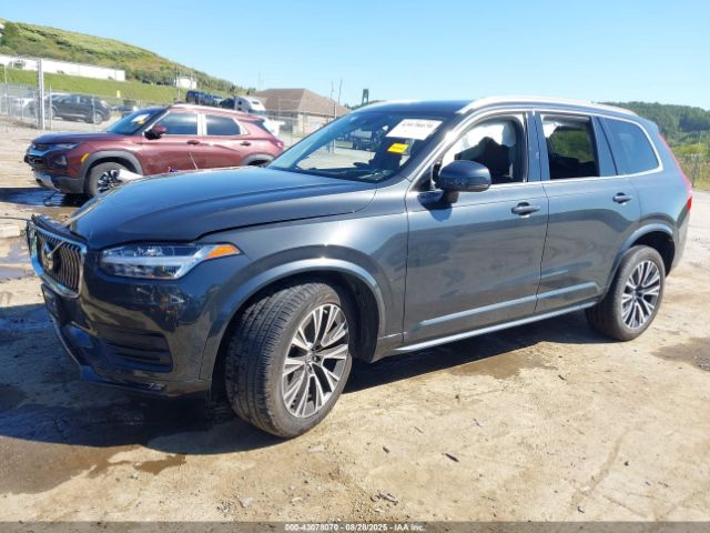 2022 VOLVO XC90 YV4A221K0N1802153 Photo 1
