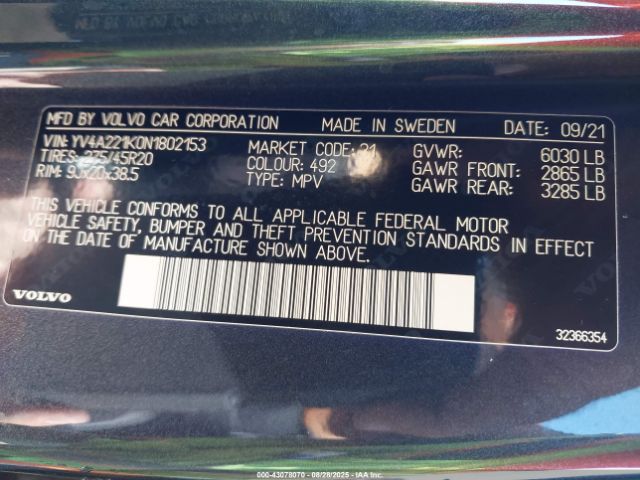 2022 VOLVO XC90 YV4A221K0N1802153 Photo 8