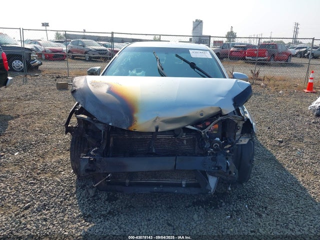 43078143 :رقم المزاد ، 4T1BF1FK7GU247052 vin ، 2016 Toyota Camry Le مزاد بيع