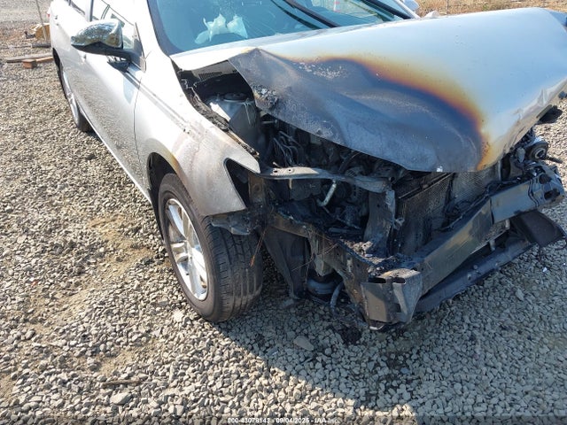 43078143 :رقم المزاد ، 4T1BF1FK7GU247052 vin ، 2016 Toyota Camry Le مزاد بيع
