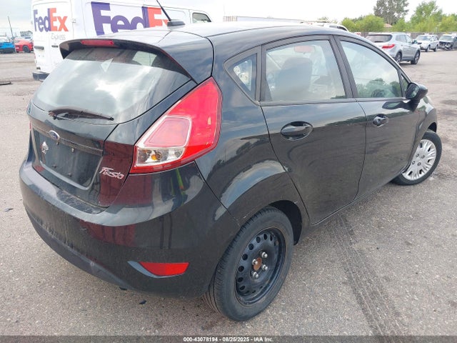 3FADP4TJ8FM138843 Ford Fiesta