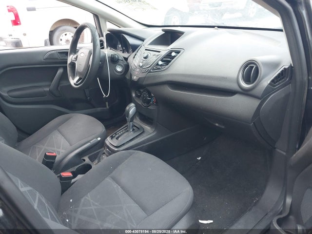 3FADP4TJ8FM138843 Ford Fiesta