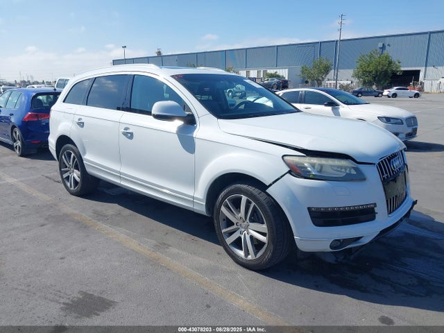 2015 AUDI Q7 WA1LGAFE7FD002213 Photo 0