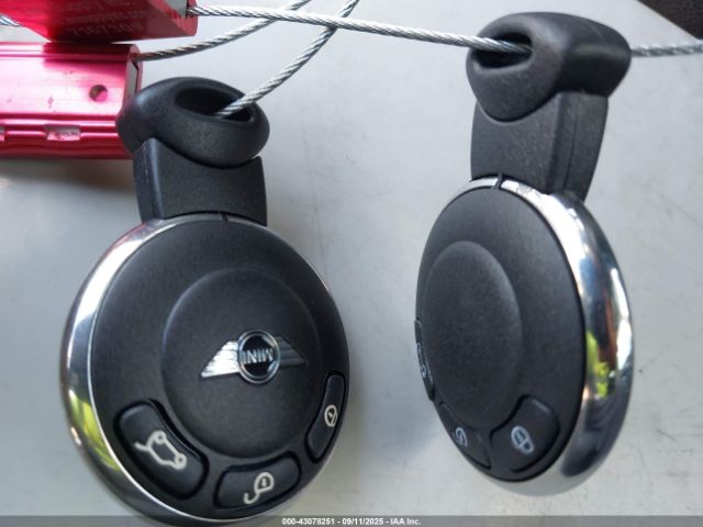 2009 MINI COOPER S CLUBMAN WMWMM33589TP73192 Photo 10