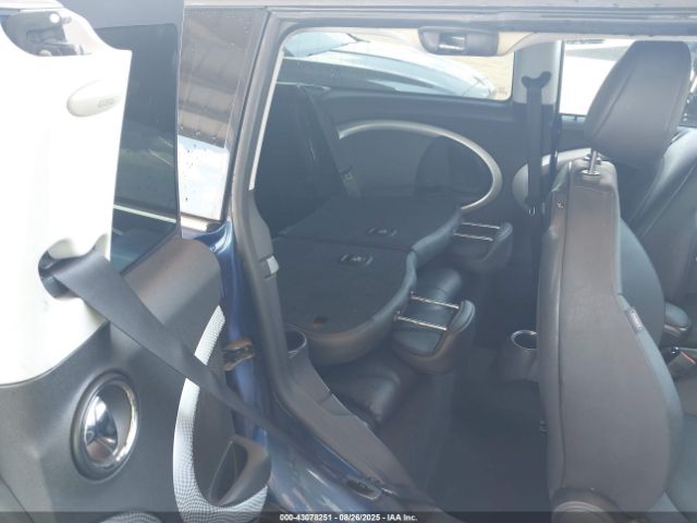 2009 MINI COOPER S CLUBMAN WMWMM33589TP73192 Photo 7