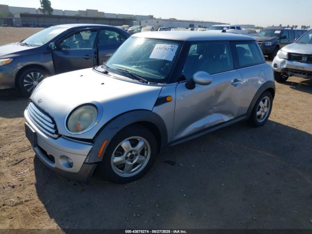 2009 MINI COOPER WMWMF33549TW78588 Photo 1