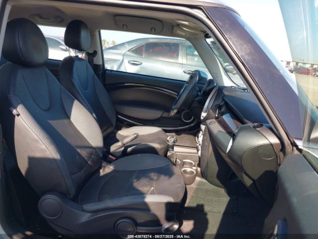 2009 MINI COOPER WMWMF33549TW78588 Photo 4