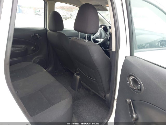 Nissan VERSA NOTE 2016 3N1CE2CP1GL392988 Image 8
