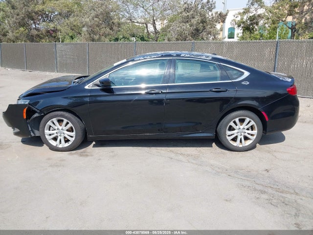 1C3CCCAB7FN717064 Chrysler 200