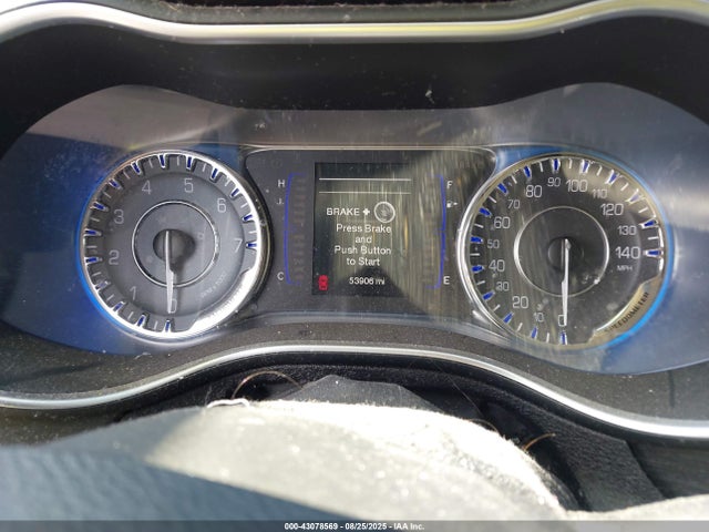 1C3CCCAB7FN717064 Chrysler 200