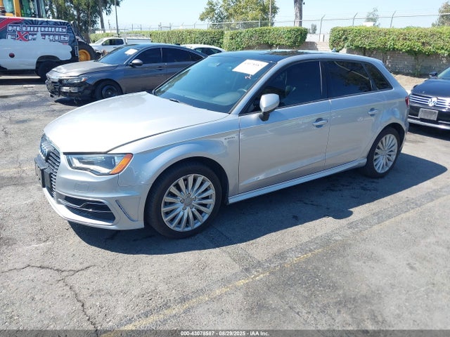 2016 AUDI A3 E-TRON WAUUPBFF3GA156524 Photo 1