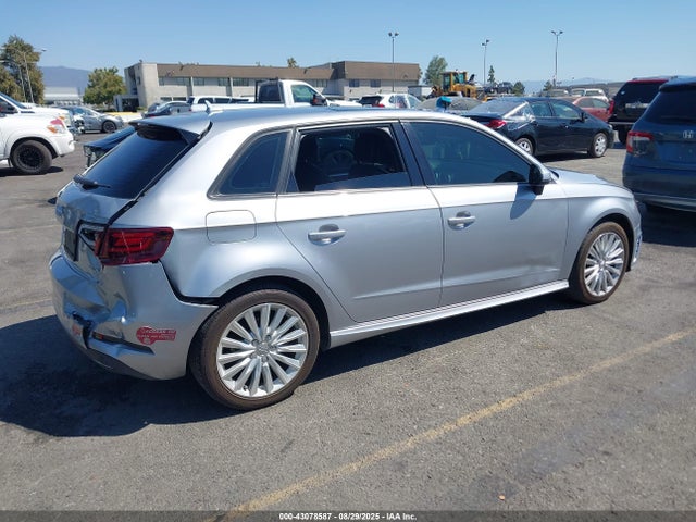 2016 AUDI A3 E-TRON WAUUPBFF3GA156524 Photo 3