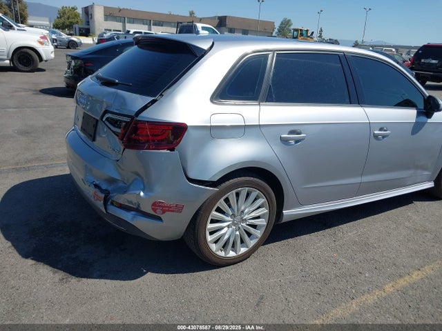 2016 AUDI A3 E-TRON WAUUPBFF3GA156524 Photo 5