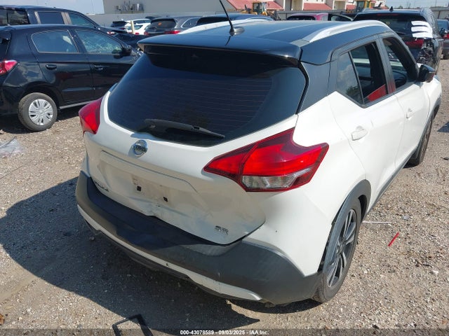 3N1CP5CUXJL528351 Nissan 2018