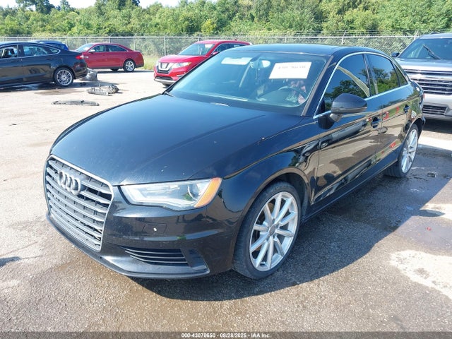 2015 AUDI A3 WAUBFGFF4F1019789 Photo 1
