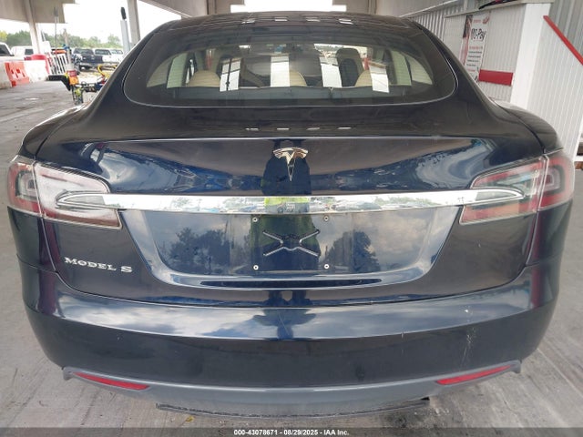 Продажа на аукционе авто 2013 Tesla Model S, vin: 5YJSA1AC8DFP10114, номер лота: 43078671