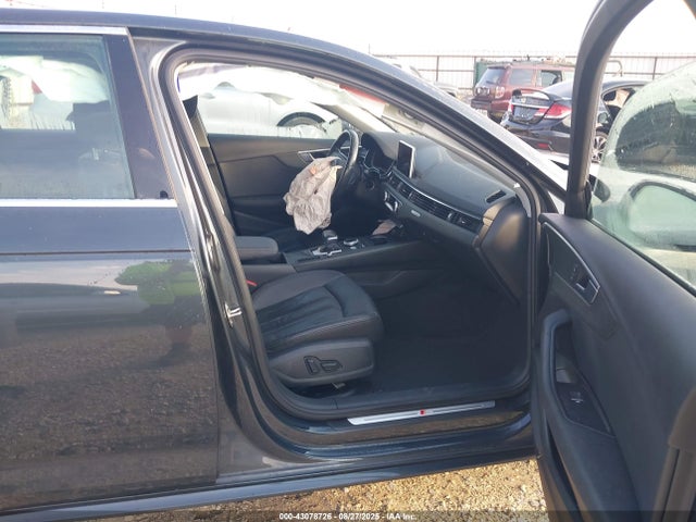 Продаж на аукціоні авто 2017 Audi A4 2.0t Premium, vin: WAUENAF48HN071739, номер лоту: 43078726