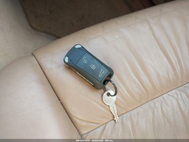 2005 PORSCHE CAYENNE WP1AC29P55LA90600 Photo 10