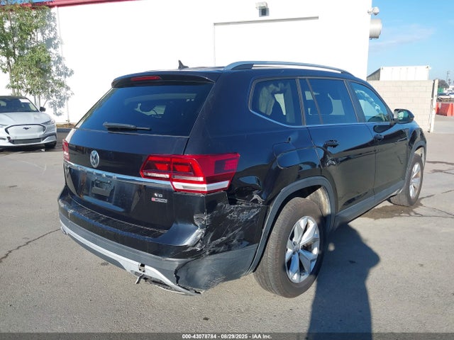 1V2LR2CAXJC527223 Volkswagen fsi
