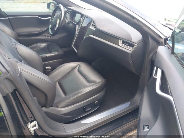 2015 TESLA MODEL S 5YJSA1H2XFFP68743 Photo 4