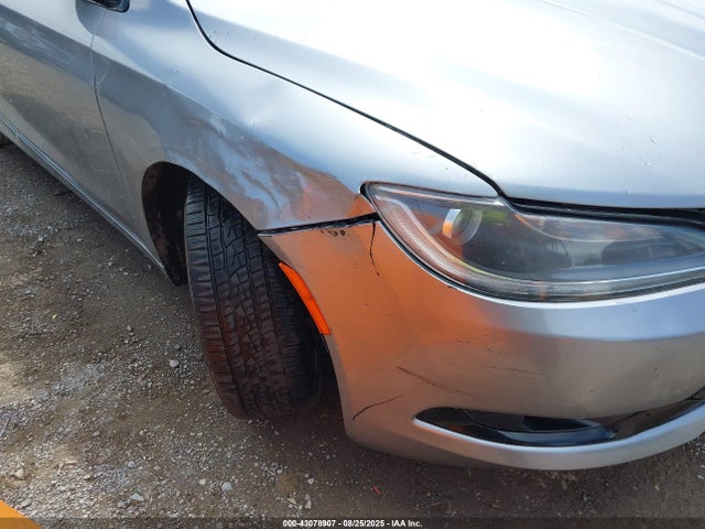 Chrysler 200 2016 1C3CCCBB4GN116565 Image 6