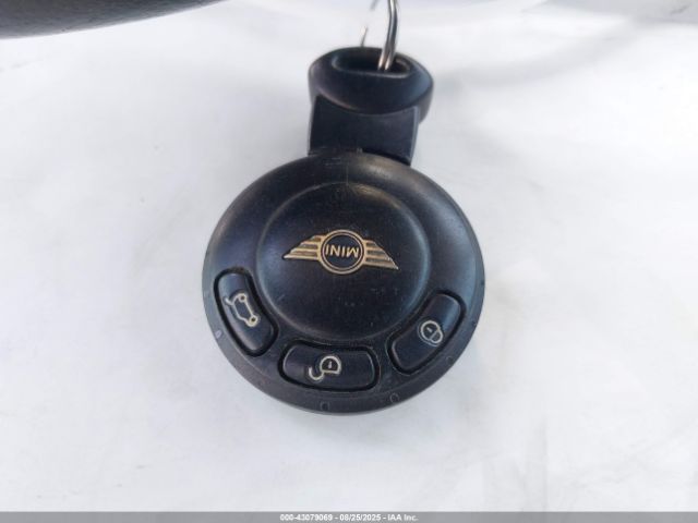 2013 MINI CLUBMAN WMWZF3C51DT490934 Photo 10