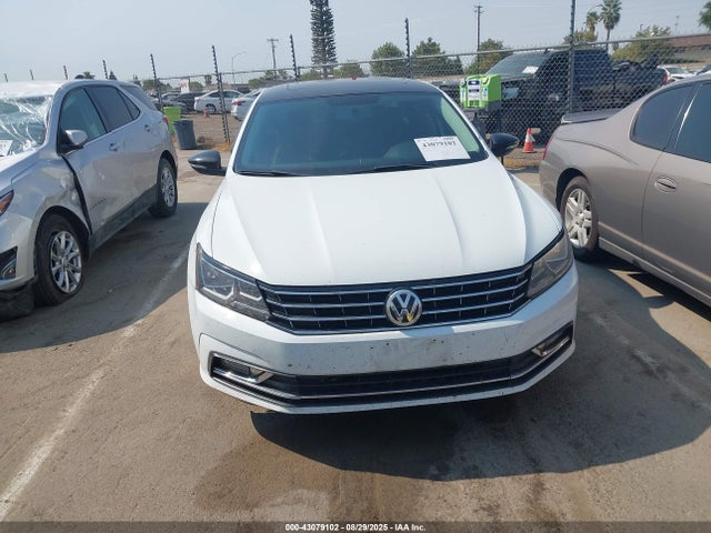 1VWBT7A30HC076035 Volkswagen 1.8 tsi