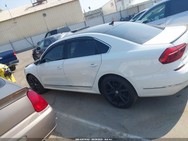 1VWBT7A30HC076035 Volkswagen 1.8 tsi