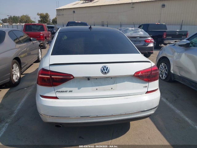 1VWBT7A30HC076035 Volkswagen 1.8 tsi
