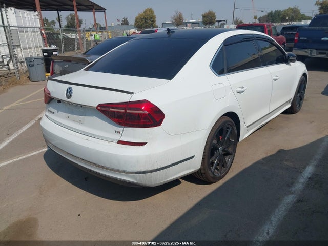 1VWBT7A30HC076035 Volkswagen 1.8 tsi