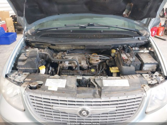 2001 CHRYSLER TOWN & COUNTRY 2C8GP64L61R122367 Photo 9