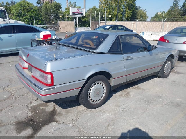 1987 CADILLAC ALLANTE 1G6VR3172HU102304 Photo 3