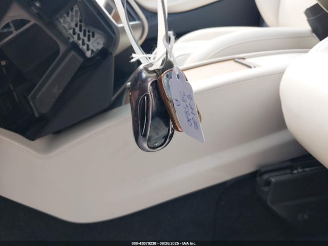 2019 TESLA MODEL X 5YJXCDE24KF209155 Photo 10