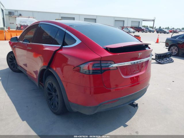 2019 TESLA MODEL X 5YJXCDE24KF209155 Photo 2