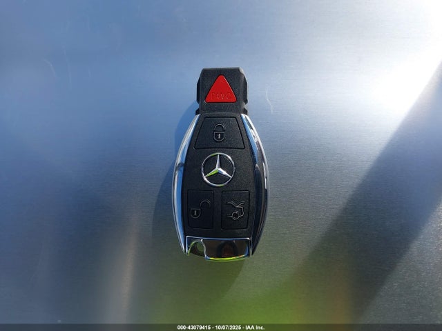 43079415 :رقم المزاد ، 55SWF4KB5FU031879 vin ، 2015 Mercedes-benz C 300 4matic/luxury 4matic/sport 4matic مزاد بيع