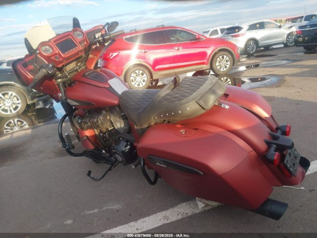 2023 INDIAN MOTORCYCLE CO. CHIEFTAIN 56KTCDBB7P3421968 Photo 2