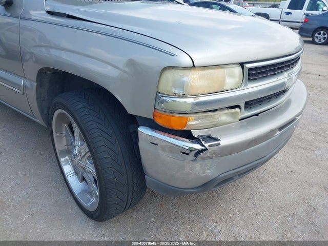 Продажа на аукционе авто 2000 Chevrolet Suburban 1500 Lt, vin: 3GNEC16T4YG127529, номер лота: 43079545