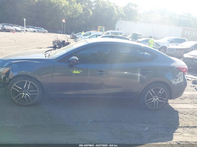 Продажа на аукционе авто 2014 Mazda Mazda3 I Sv, vin: JM1BM1T72E1214470, номер лота: 43079602