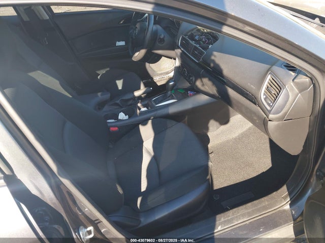 Продажа на аукционе авто 2014 Mazda Mazda3 I Sv, vin: JM1BM1T72E1214470, номер лота: 43079602