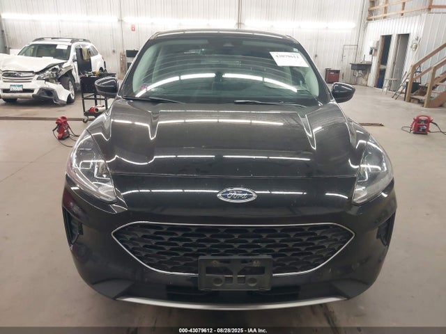 1FMCU9G67MUA74137 Ford ESCAPE SE