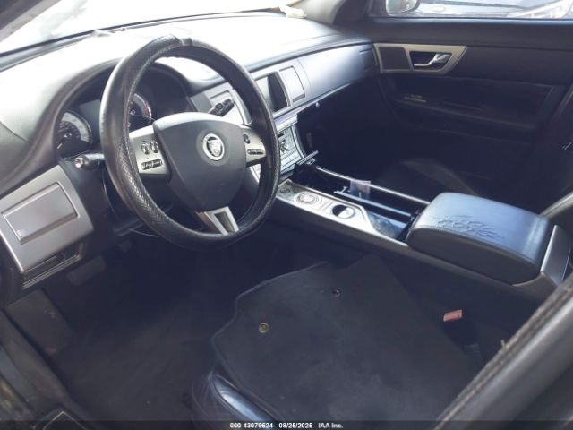 2011 JAGUAR XF SAJWA0FB2BLS19500 Photo 5