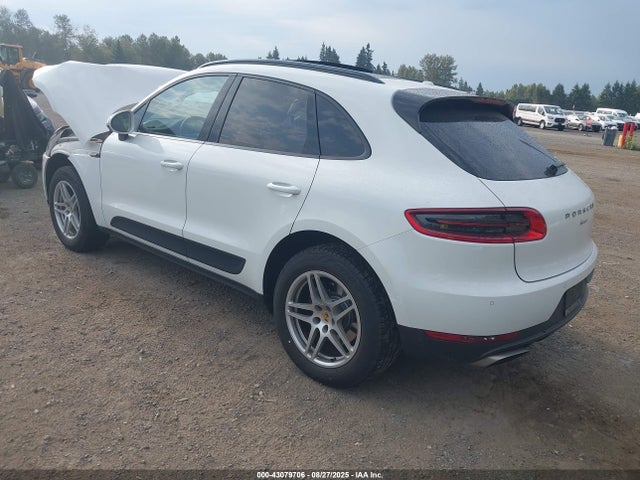 Porsche Macan 2017 WP1AA2A57HLB82618 Image 3