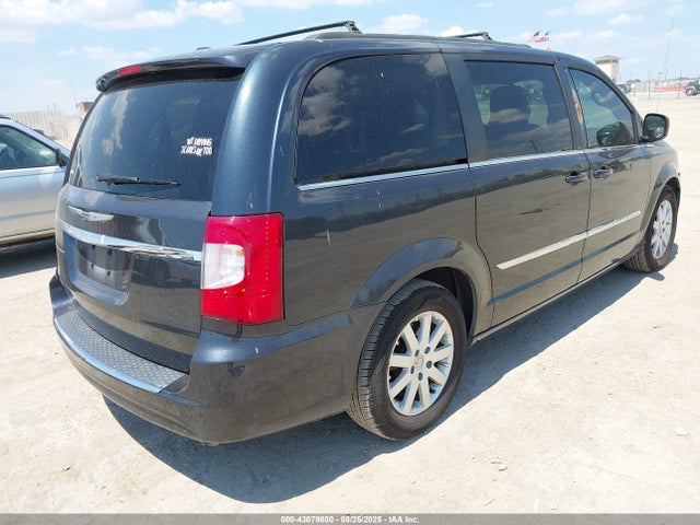 2C4RC1BGXER207412 Chrysler Town and Country