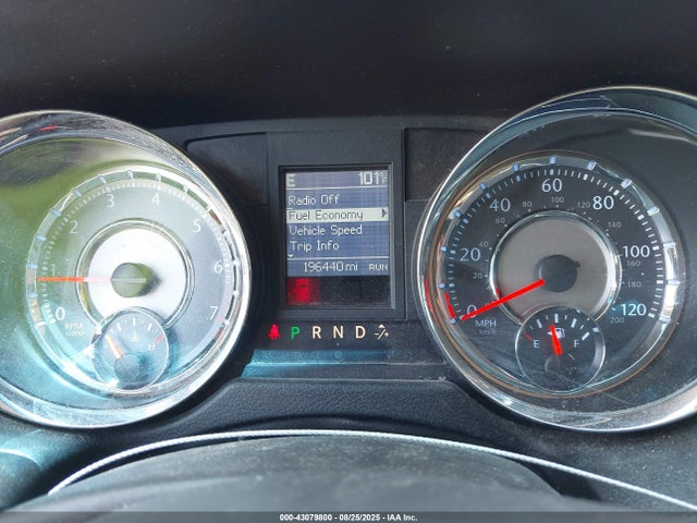 2C4RC1BGXER207412 Chrysler Town and Country