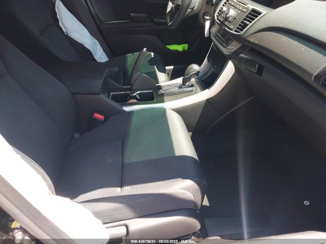 Honda k24w1 2014 1HGCR2F35EA237909 Image 5