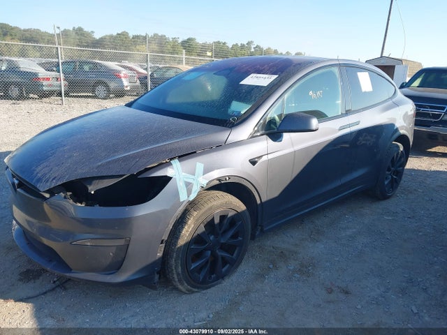 Tesla MODEL X 2022 7SAXCAE56NF359882 Image 2