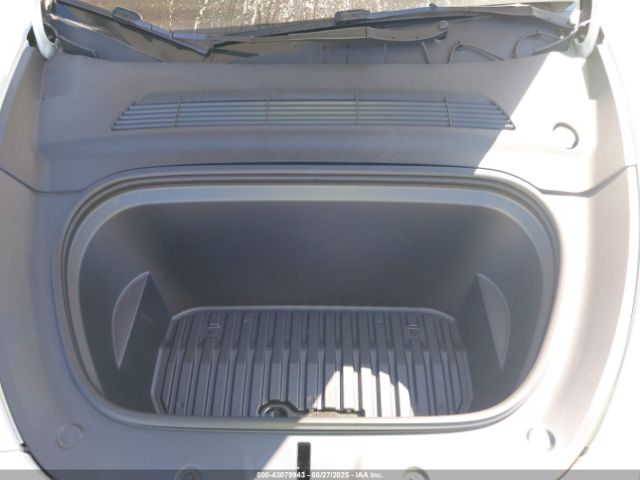 2023 TESLA MODEL Y 7SAYGDEE3PF798535 Photo 9