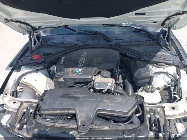 BMW 2016 2016 WBA8E9G57GNT84816 Image 10