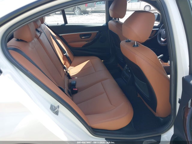 BMW 2016 2016 WBA8E9G57GNT84816 Image 8